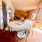 Вилла Cresta, Private With Pool Naso