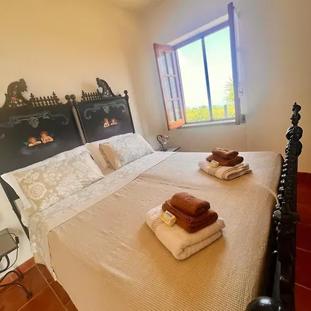Villa Cresta, Private With Pool Naso