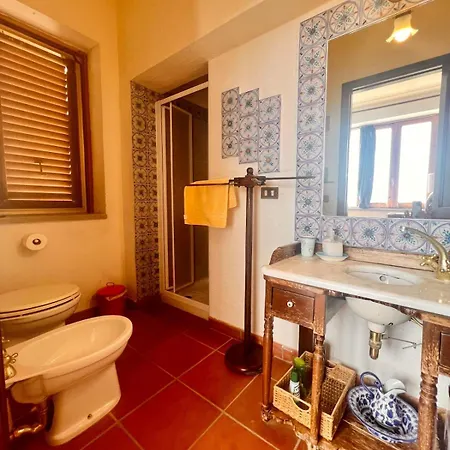Cresta, Private With Pool *
