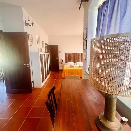 Cresta, Private With Pool