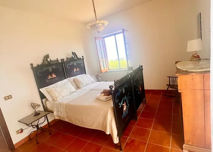 Villa Cresta, Private With Pool Naso