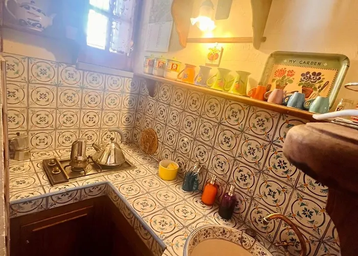 Cresta, Private With Pool