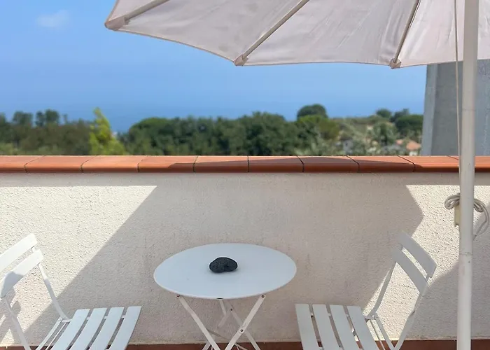 Villa Cresta, Private With Pool Naso