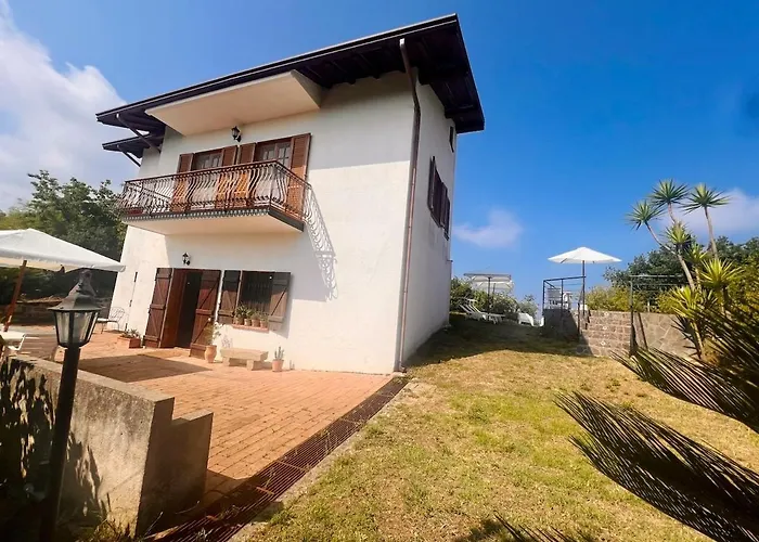 Cresta, Private With Pool * Naso
